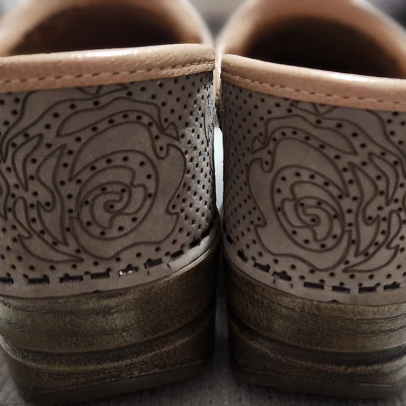 Dansko Women's Gray Clogs - Picture 5 of 9